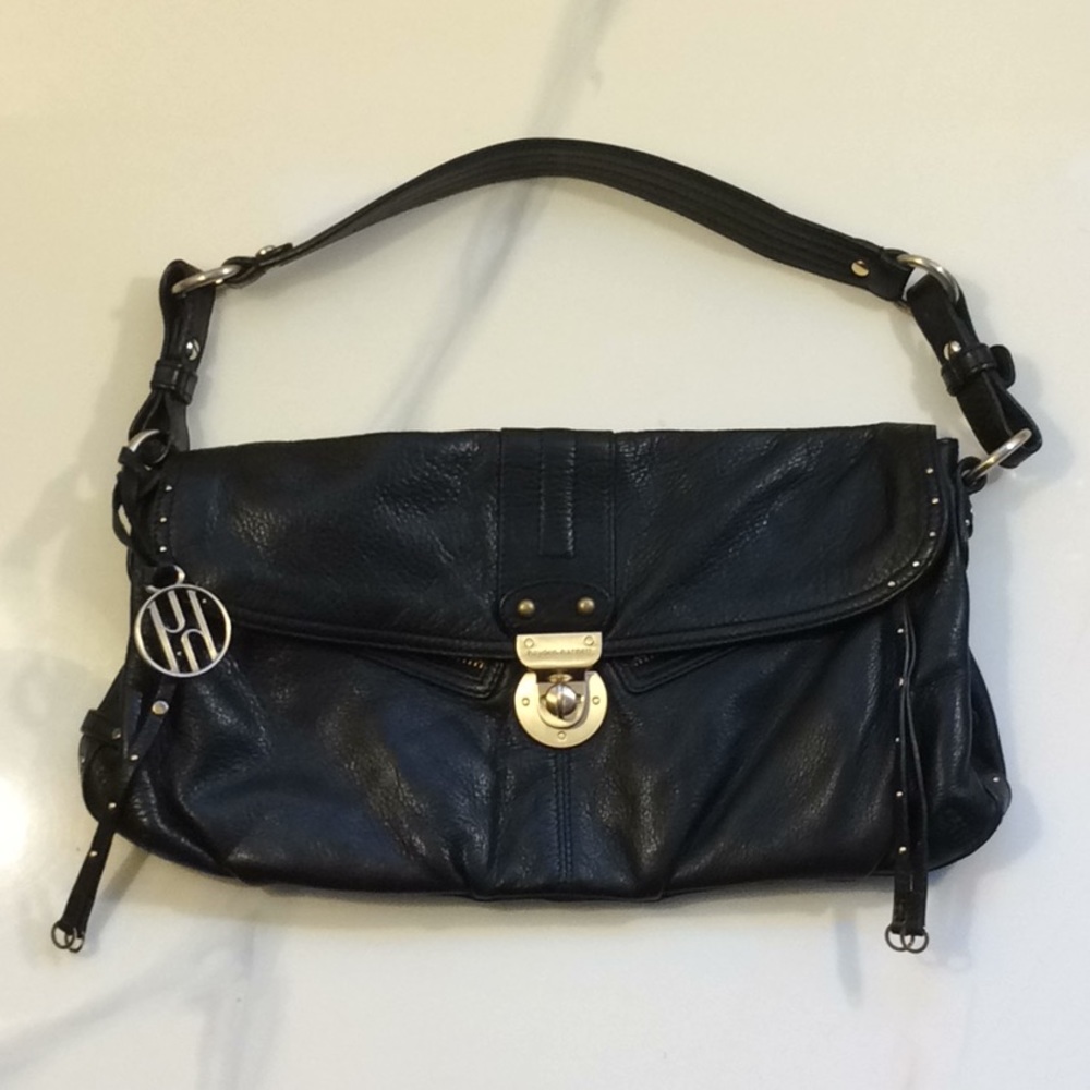Premium leather black purse, a perfect size!
